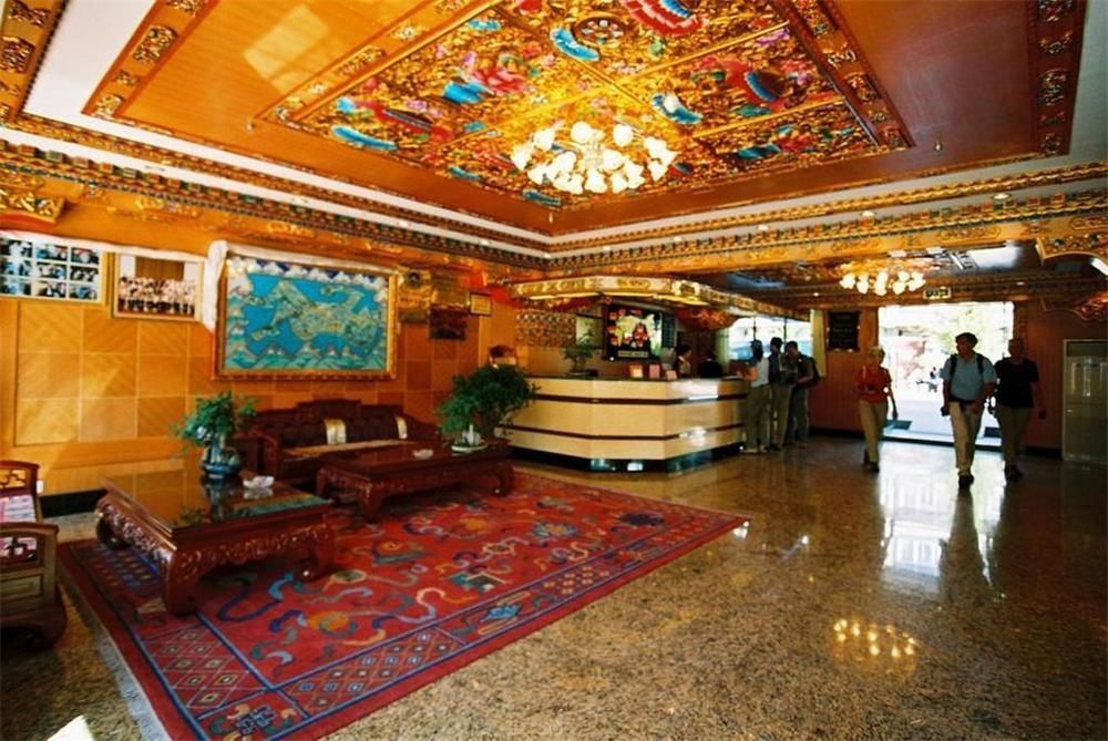 Yak Hotel Lhasa Bagian luar foto