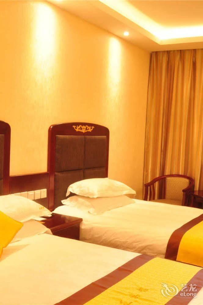 Yak Hotel Lhasa Bagian luar foto